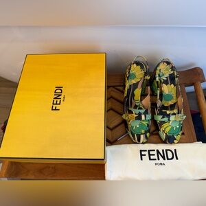 Fendi Floral Block Heels 38 loafer